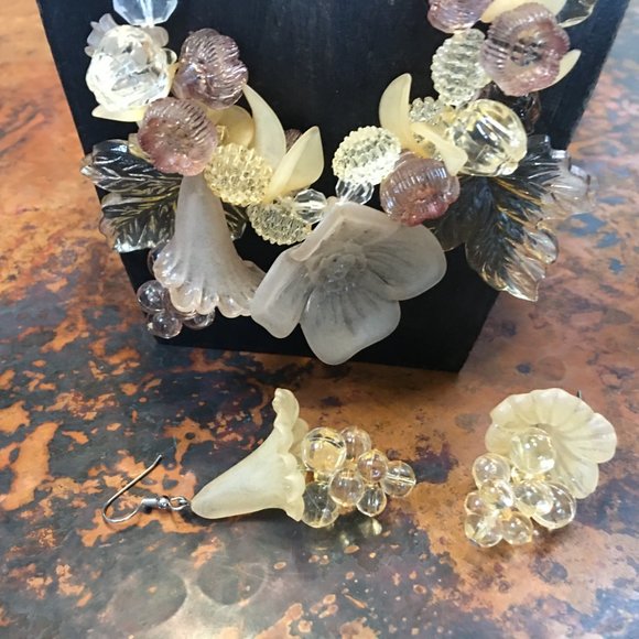 SALE!  FINE JEWELRY!  Showstopper Designer (NECKLACE + EARRINGS) - Picture 3 of 16